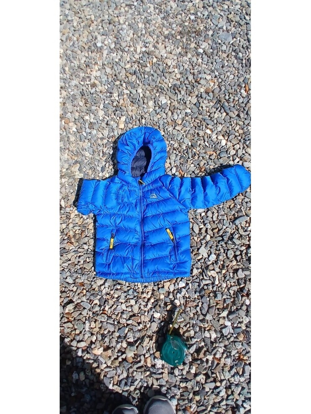 Toddler Sz 4  L.L.Bean 650 downtek hooded jacket blue.